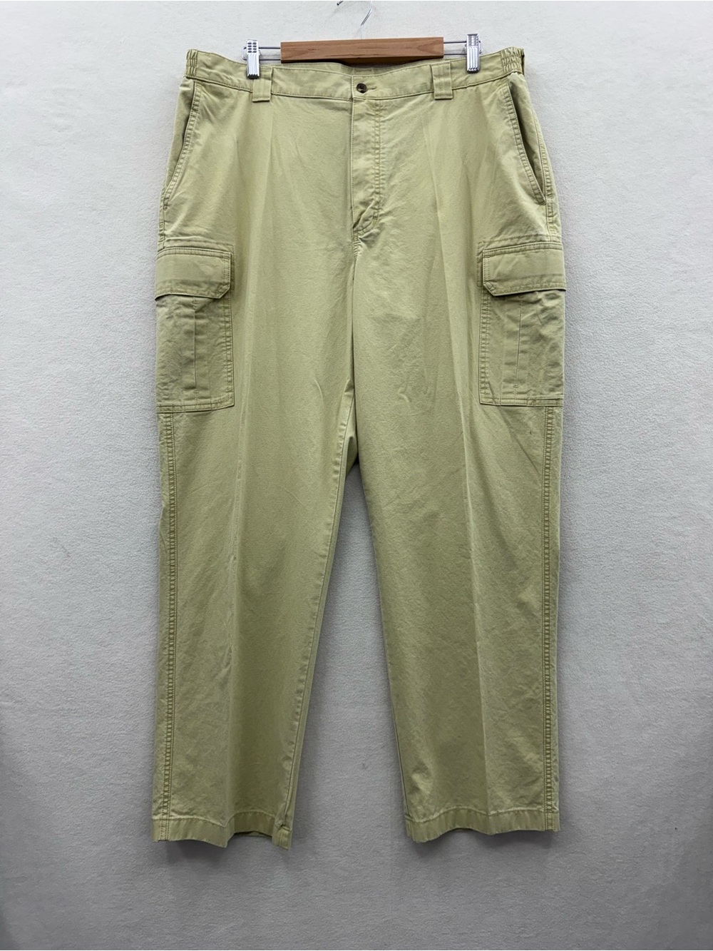 LL Bean Men’s 40x32 Tropic Weight Cargo Pants Cotton Y2K Utility Beige